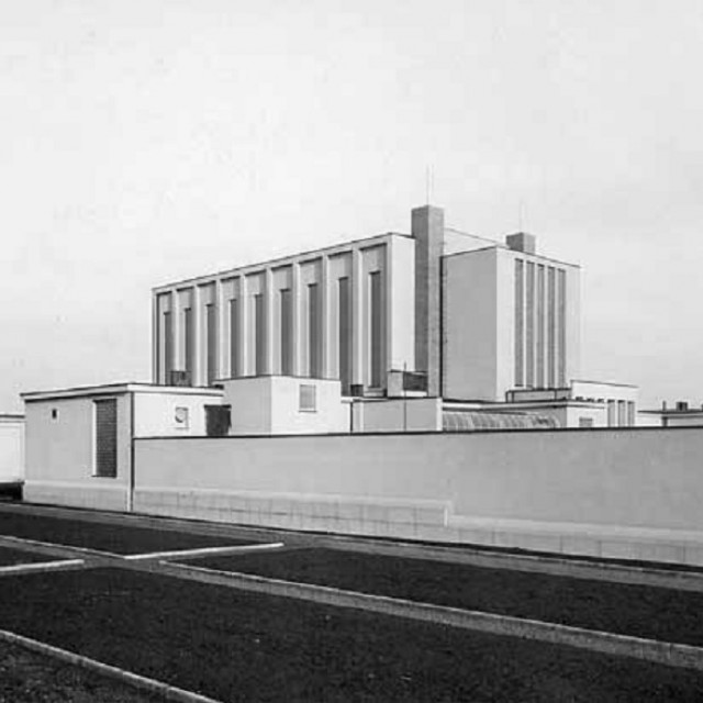 Praha - Strašnice, crematory