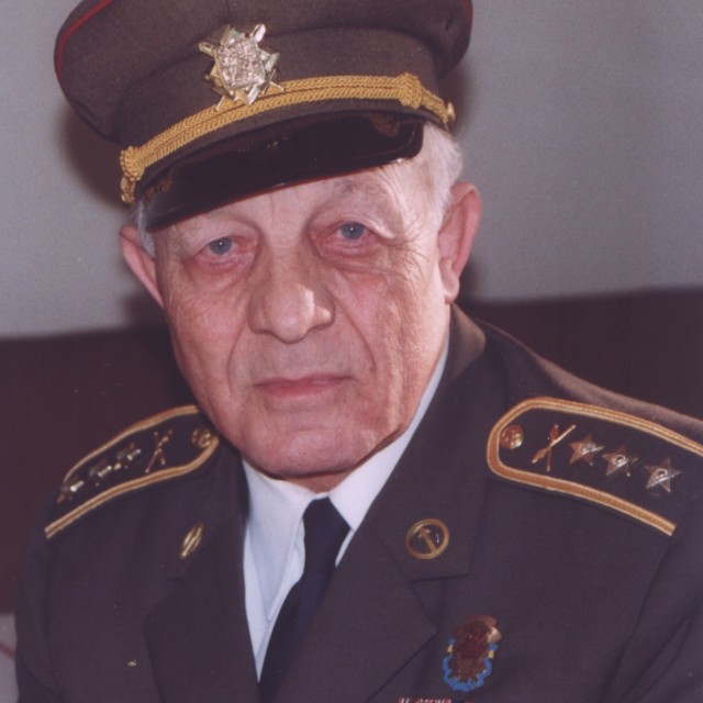 Mikuláš Hulín
