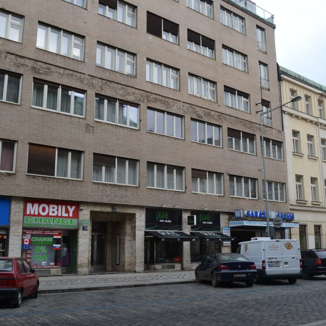 Praha, Opletalova ulice
