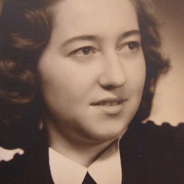 Daruše Burdová, rozená Kolářová