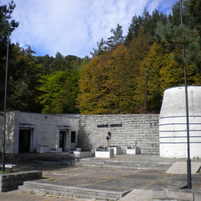 Německá, Memorial to the SNP