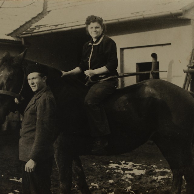 Helena Esterkesová, née Rivcová