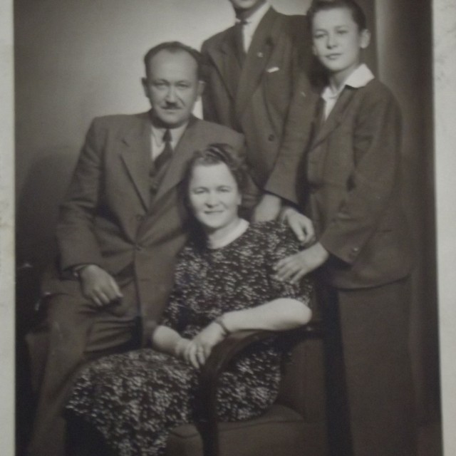 Smerš odtud unesl mnoho Rusů Místa Paměti národa